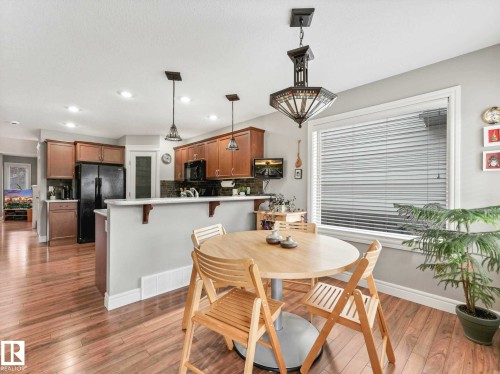 2445 Austin Crescent, Edmonton, AB - Indoor Photo Showing Dining Room