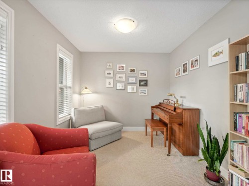 2445 Austin Crescent, Edmonton, AB - Indoor