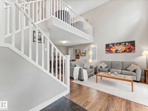 2445 Austin Crescent, Edmonton, AB - Indoor