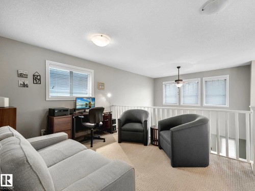2445 Austin Crescent, Edmonton, AB - Indoor