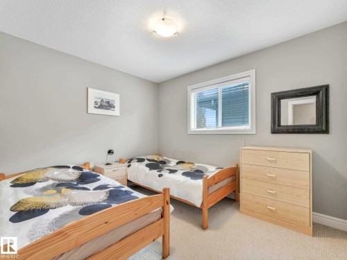 2445 Austin Crescent, Edmonton, AB - Indoor Photo Showing Bedroom