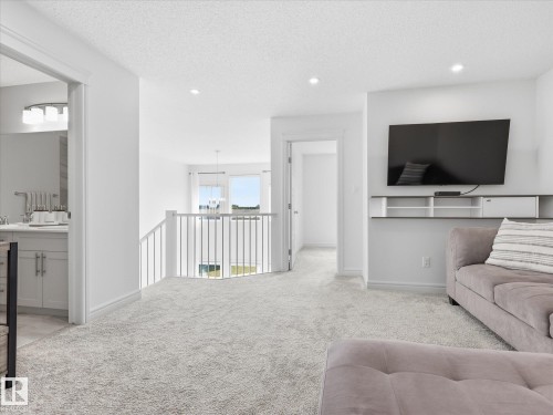 2128 Graydon Hill Crescent, Edmonton, AB - Indoor Photo Showing Other Room