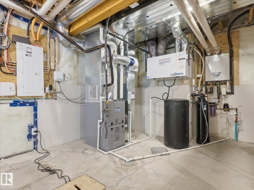 2128 Graydon Hill Crescent, Edmonton, AB - Indoor Photo Showing Basement