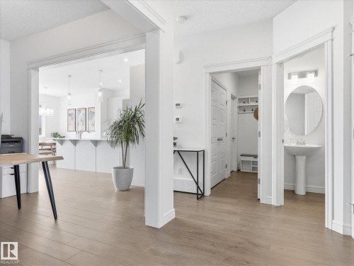 2128 Graydon Hill Crescent, Edmonton, AB - Indoor Photo Showing Other Room
