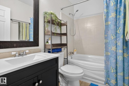 66 Amberly Crest, Edmonton, AB 