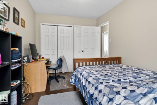 66 Amberly Crest, Edmonton, AB 