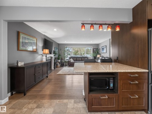 8410 95B Ave, Fort Saskatchewan, AB - Indoor