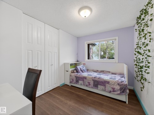 8410 95B Ave, Fort Saskatchewan, AB - Indoor Photo Showing Bedroom