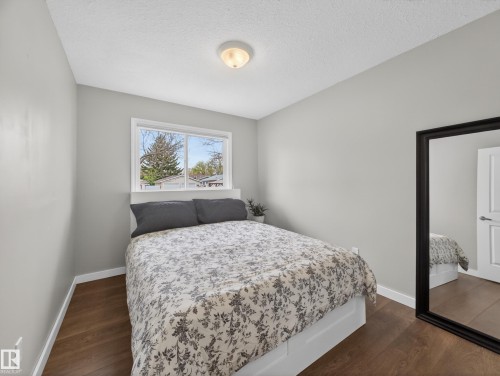8410 95B Ave, Fort Saskatchewan, AB - Indoor Photo Showing Bedroom