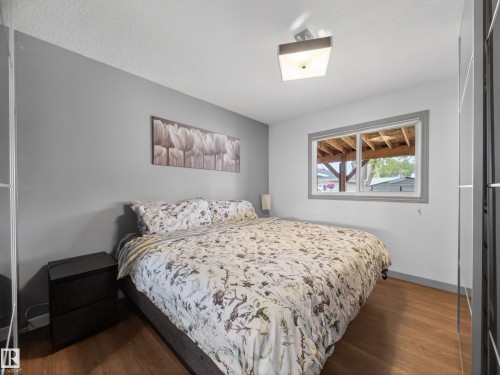 8410 95B Ave, Fort Saskatchewan, AB - Indoor Photo Showing Bedroom