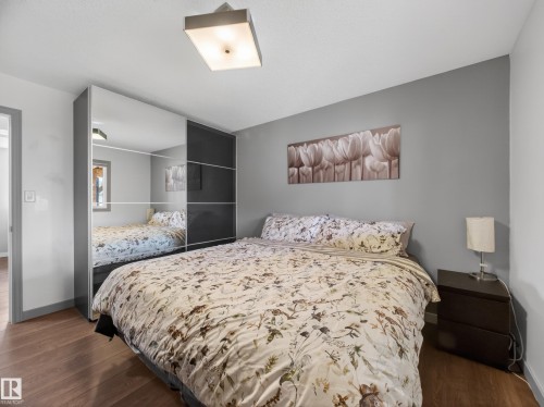 8410 95B Ave, Fort Saskatchewan, AB - Indoor Photo Showing Bedroom