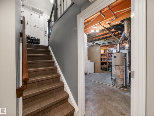 8410 95B Ave, Fort Saskatchewan, AB - Indoor Photo Showing Other Room