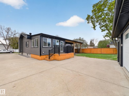 8410 95B Ave, Fort Saskatchewan, AB - Outdoor