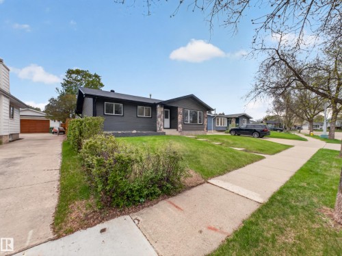 8410 95B Ave, Fort Saskatchewan, AB - Outdoor