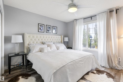 5504 Stevens Crescent, Edmonton, AB - Indoor Photo Showing Bedroom
