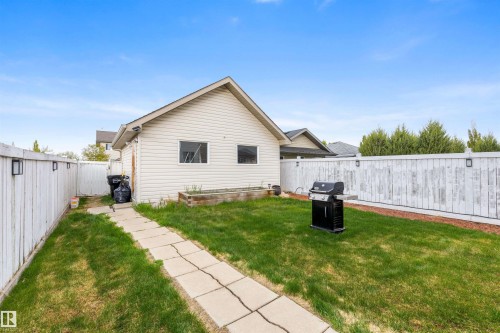 5504 Stevens Crescent, Edmonton, AB - Outdoor