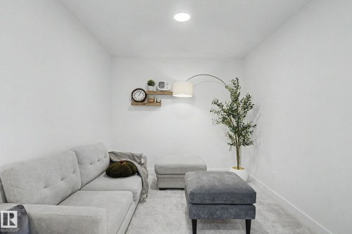 117 Brickyard Drive, Stony Plain, AB - Indoor Photo Showing Other Room