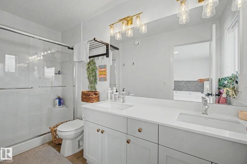 117 Brickyard Drive, Stony Plain, AB - Indoor Photo Showing Bathroom