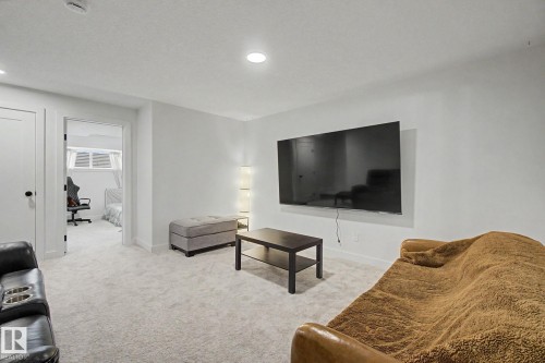 117 Brickyard Drive, Stony Plain, AB - Indoor Photo Showing Living Room