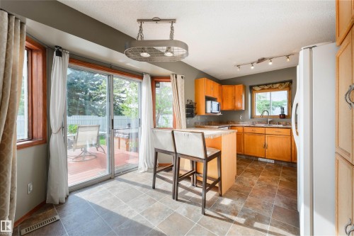 4012 44 Avenue, Stony Plain, AB - Indoor Photo Showing Other Room
