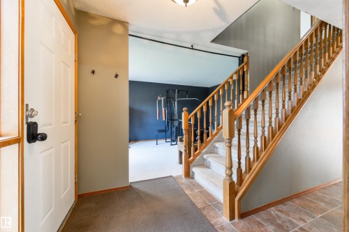 4012 44 Avenue, Stony Plain, AB - Indoor Photo Showing Other Room