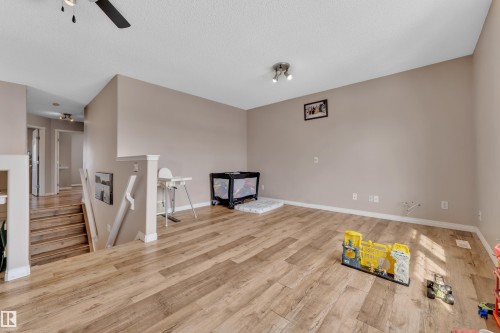 3774 20 Street Nw, Edmonton, AB - Indoor Photo Showing Other Room