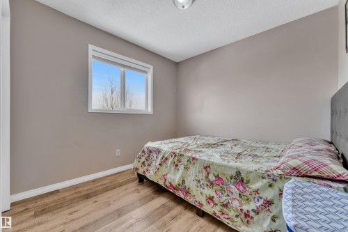 3774 20 Street Nw, Edmonton, AB - Indoor Photo Showing Bedroom