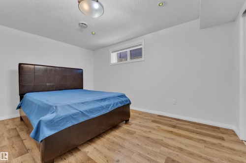 3774 20 Street Nw, Edmonton, AB - Indoor Photo Showing Bedroom
