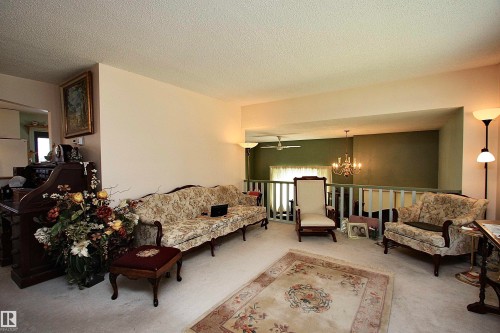 13315 136 Street, Edmonton, AB - Indoor