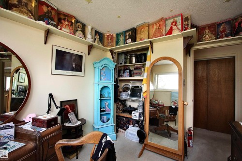 13315 136 Street, Edmonton, AB - Indoor