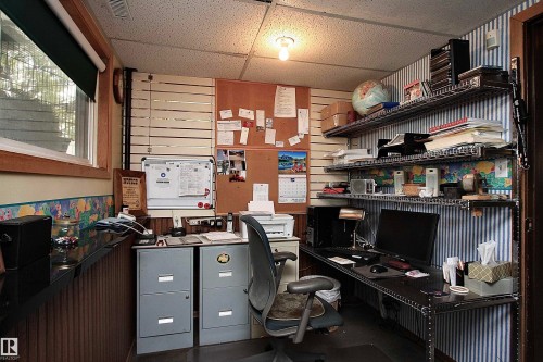 13315 136 Street, Edmonton, AB - Indoor Photo Showing Office
