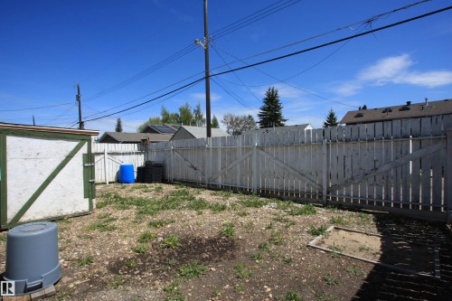 Tons of parking here! RV parking, rear drive, and double garage. Guests have lots of front street parking. - 13315 136 Street, Edmonton, AB - Outdoor