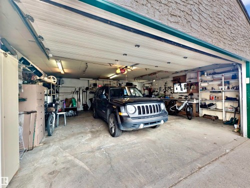13315 136 Street, Edmonton, AB - Indoor Photo Showing Garage
