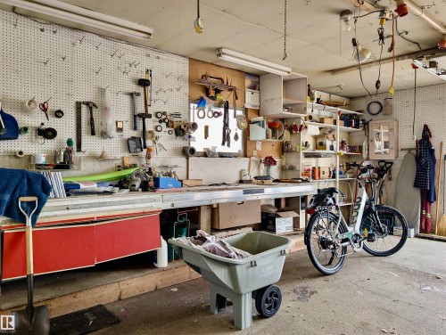 13315 136 Street, Edmonton, AB - Indoor Photo Showing Garage