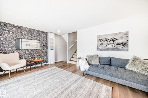 18 9520 174 Street, Edmonton, AB 