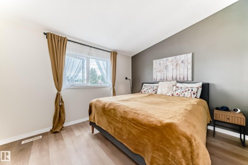 18 9520 174 Street, Edmonton, AB 