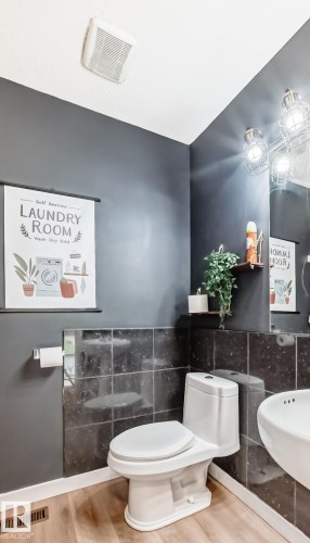 18 9520 174 Street, Edmonton, AB 