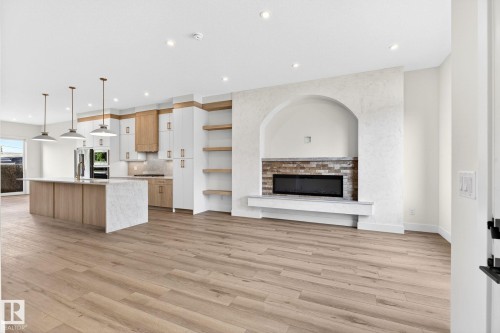 5310 103A Avenue, Edmonton, AB - Indoor Photo Showing Kitchen