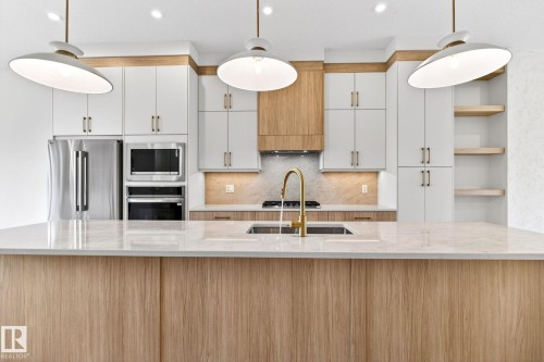 5310 103A Avenue, Edmonton, AB - Indoor Photo Showing Kitchen With Upgraded Kitchen