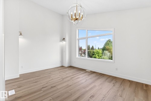5310 103A Avenue, Edmonton, AB - Indoor Photo Showing Other Room