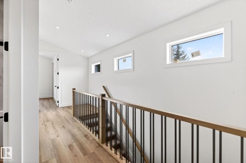 5310 103A Avenue, Edmonton, AB - Indoor Photo Showing Other Room