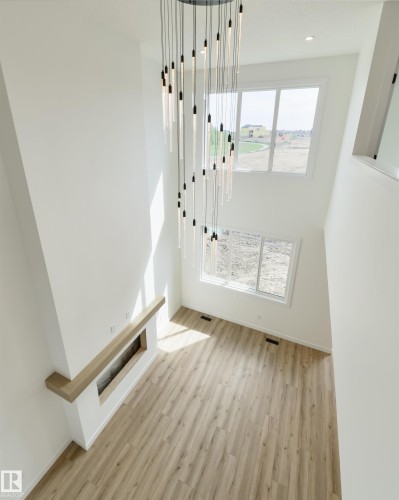 1305 Hawks Ridge Link Nw, Edmonton, AB - Indoor Photo Showing Other Room