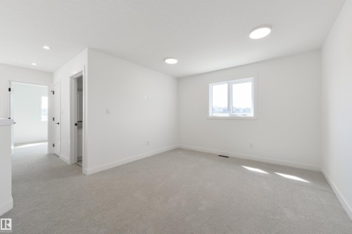 1305 Hawks Ridge Link Nw, Edmonton, AB - Indoor Photo Showing Other Room