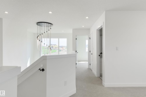 1305 Hawks Ridge Link Nw, Edmonton, AB - Indoor Photo Showing Other Room