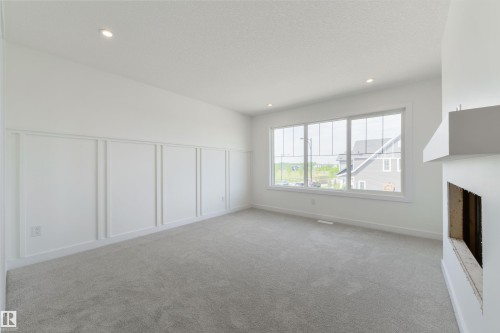 1305 Hawks Ridge Link Nw, Edmonton, AB - Indoor Photo Showing Other Room