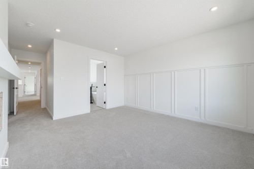 1305 Hawks Ridge Link Nw, Edmonton, AB - Indoor Photo Showing Other Room
