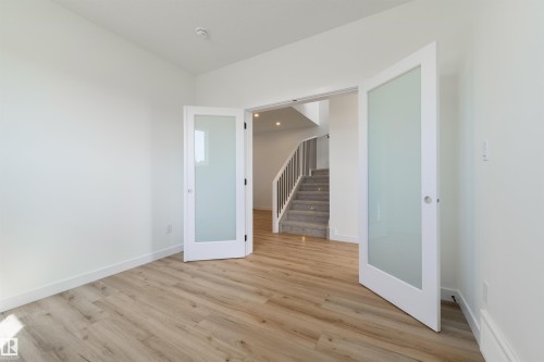 1305 Hawks Ridge Link Nw, Edmonton, AB - Indoor Photo Showing Other Room