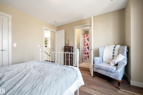 4478 Annett Common, Edmonton, AB - Indoor Photo Showing Bedroom