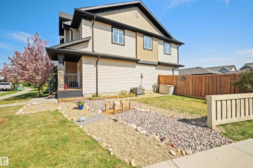 4478 Annett Common, Edmonton, AB - Outdoor