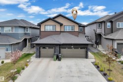1118 GOLDFINCH Crescent Edmonton, AB T5S 0R1
